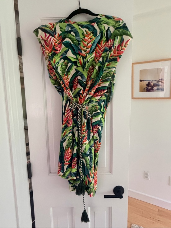 FARM Rio Dresses & Skirts - FARM Rio Tropical Leaf & Floral Print Dress in Green & Coral